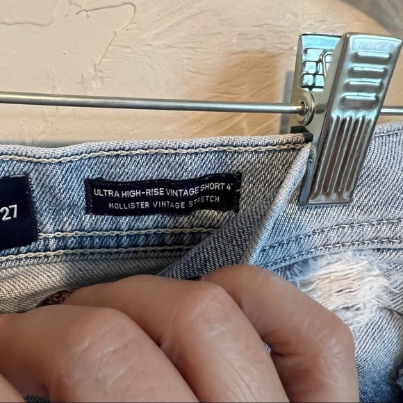 Hollister Ultra High Rise Vintage Distressed Denim Shorts - Picture 11 of 12